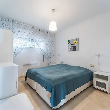61-beach Front With Stunning Views In Apartment Fuengirola