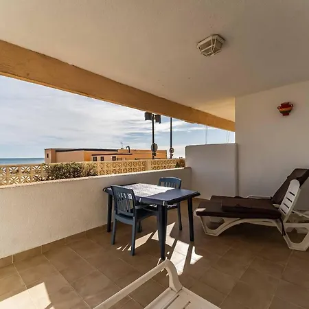 61-beach Front With Stunning Views In Lejlighed Fuengirola