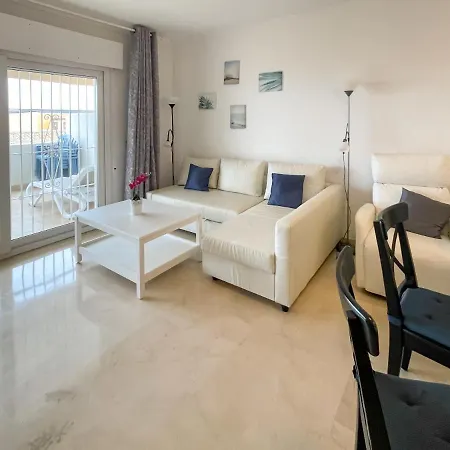 Lejlighed 61-beach Front With Stunning Views In Fuengirola